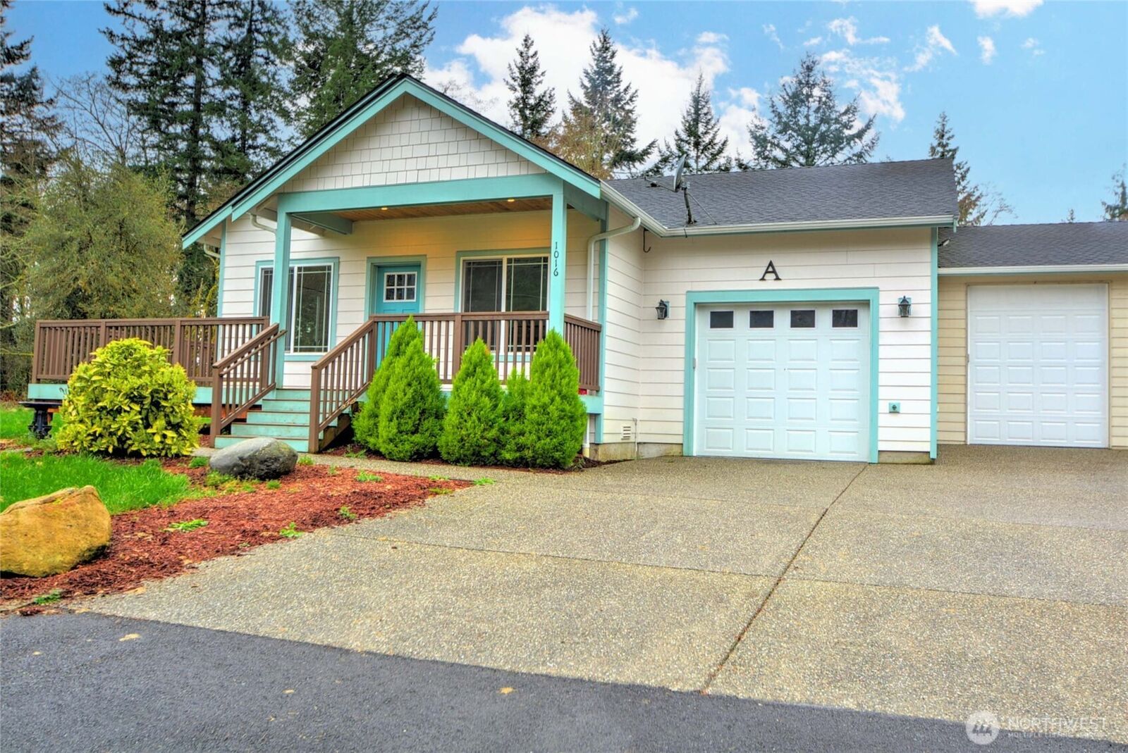 Property Photo:  1016  288th Street NW A  WA 98223 