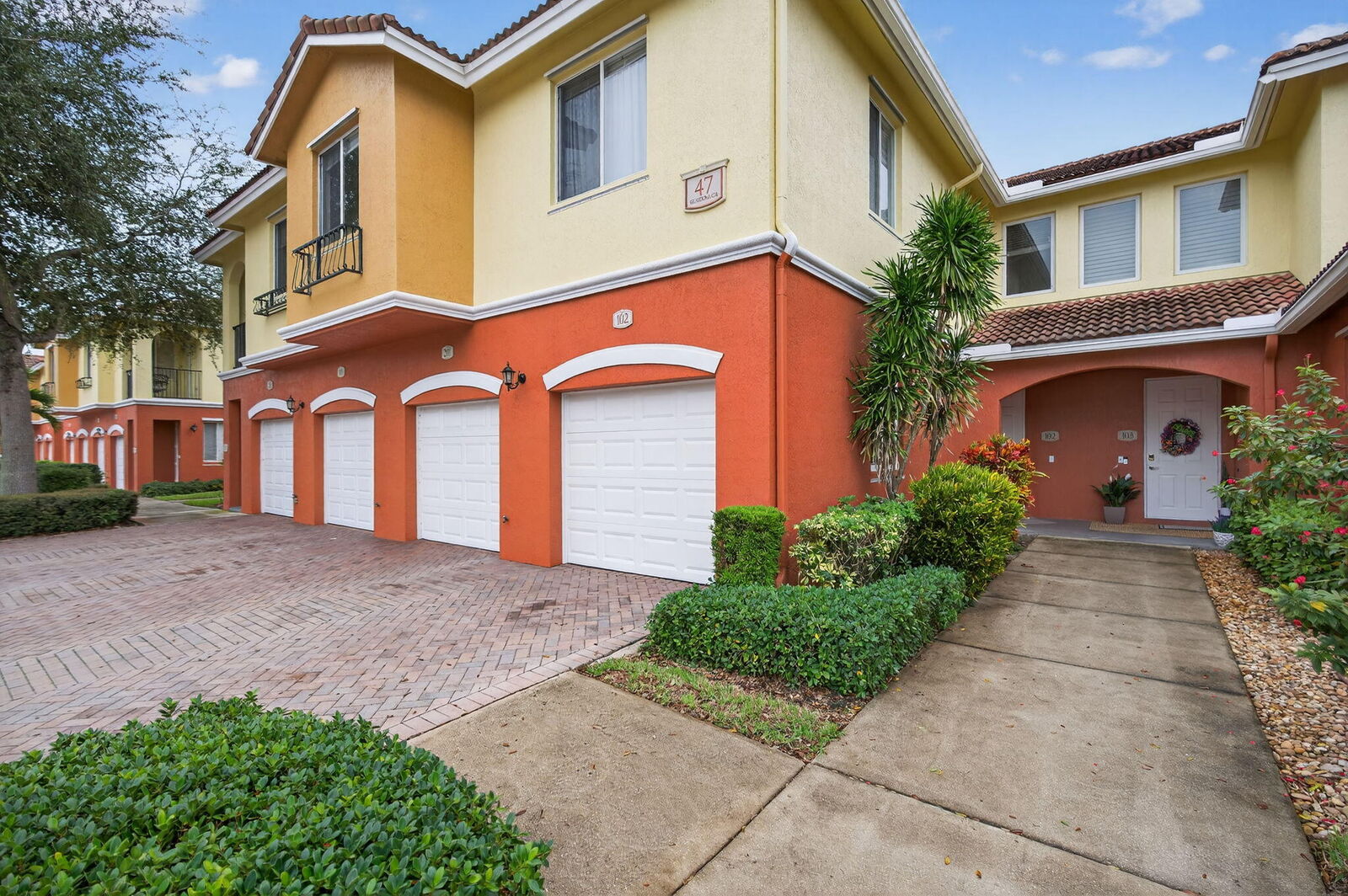 Property Photo: 47 SE Sedona Circle 102 FL 34994
