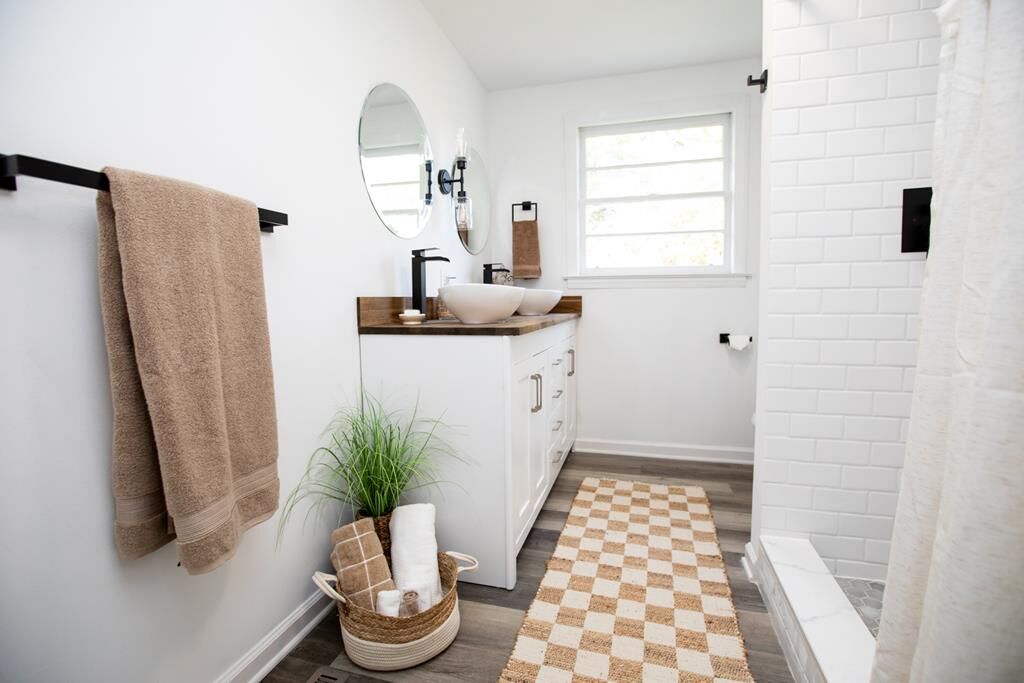 Property Photo: 3806 Richmond Hwy VA 24593