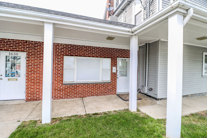 Property Photo: 1628 Capitol Avenue CT 06604