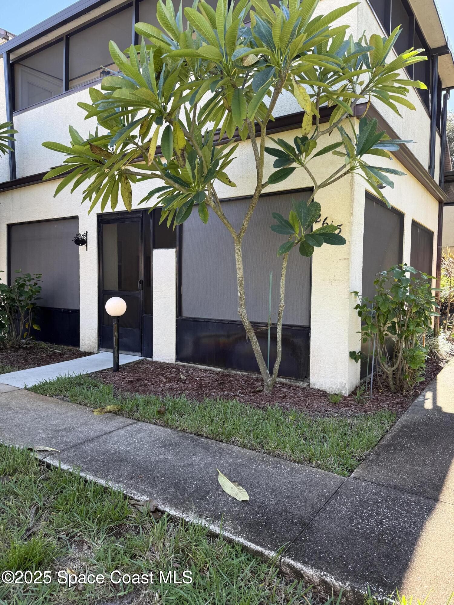 Property Photo: 2613 S Park Avenue FL 32780