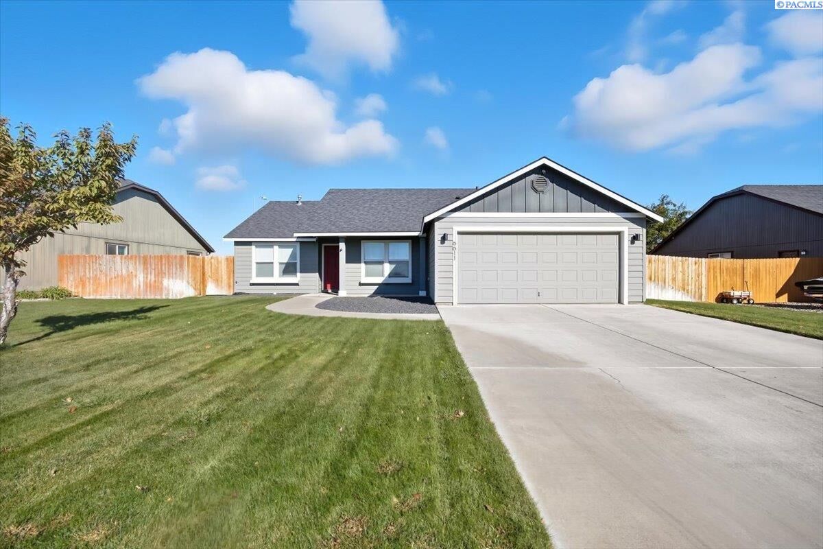 Property Photo: 6611 Mission Ridge Dr WA 99301