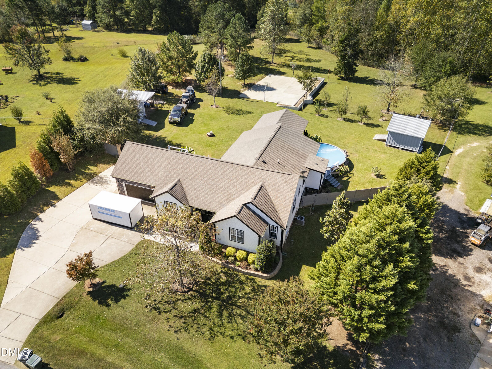 Property Photo: 39 Majestic Lane NC 27520