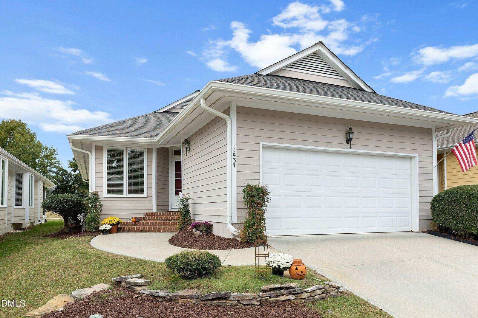 Property Photo:  1937 Castle Pines Drive  NC 27604