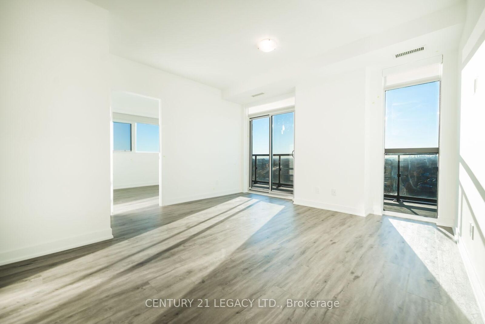 Photo de la propriété:  251 Manitoba Street 1808  ON M8Y 0C7 
