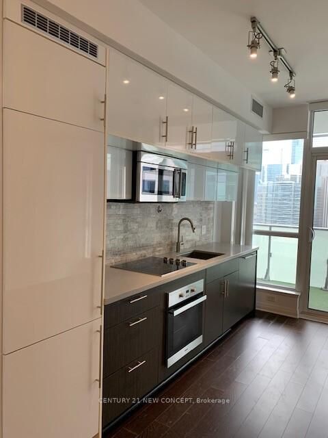 Photo de la propriété:  8 Mercer Street 2804  ON M5V 0C4 