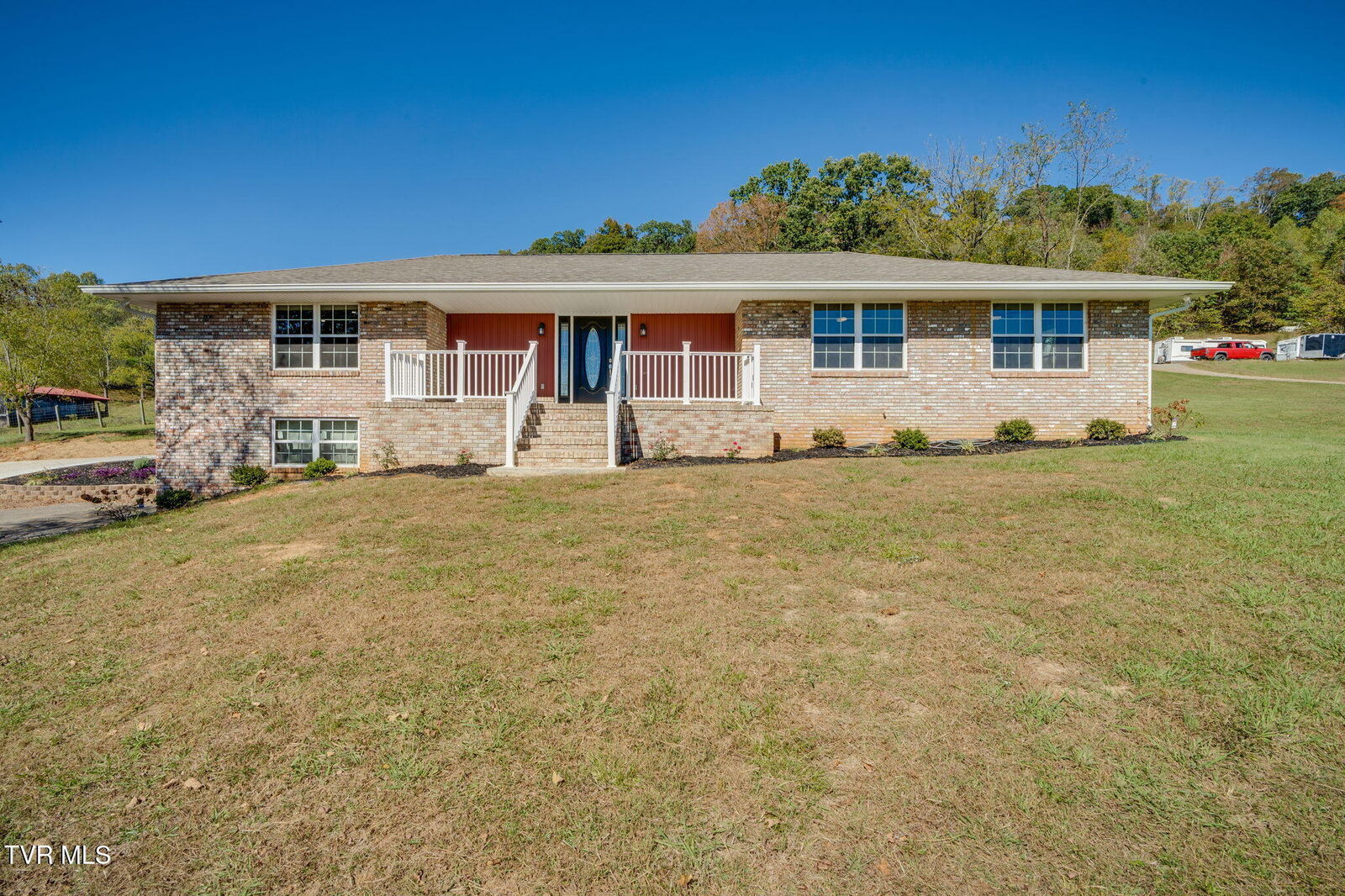 Property Photo:  5813 Carters Valley Road  TN 37642 
