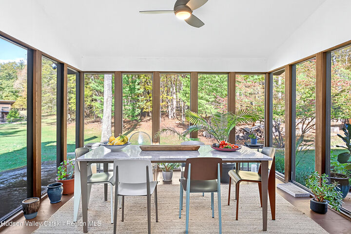 Property Photo:  289 Upper Byrdcliffe  NY 12498 