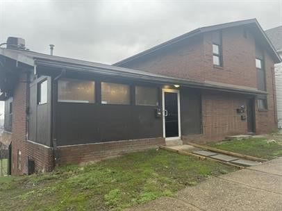 Property Photo:  2601 Bowman Ave 4  PA 15132 