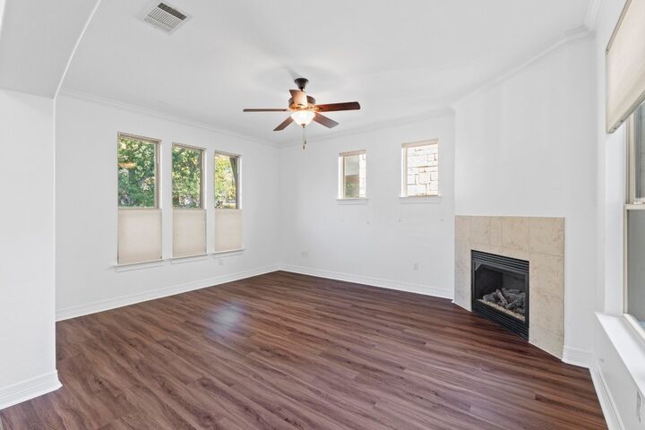 Property Photo: 4129 Lawless Street TX 78723