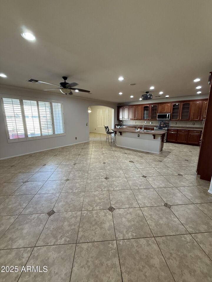 Property Photo: 5422 W Samantha Way AZ 85339
