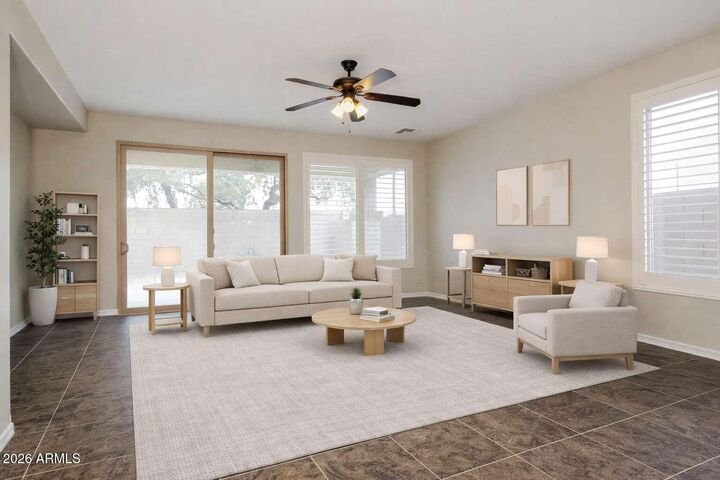 Property Photo: 718 W Twin Peaks Parkway AZ 85143