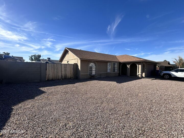 Property Photo: 6539 E Ingram Street AZ 85205