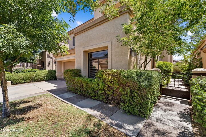 Property Photo: 8100 E Camelback Road 101 AZ 85251