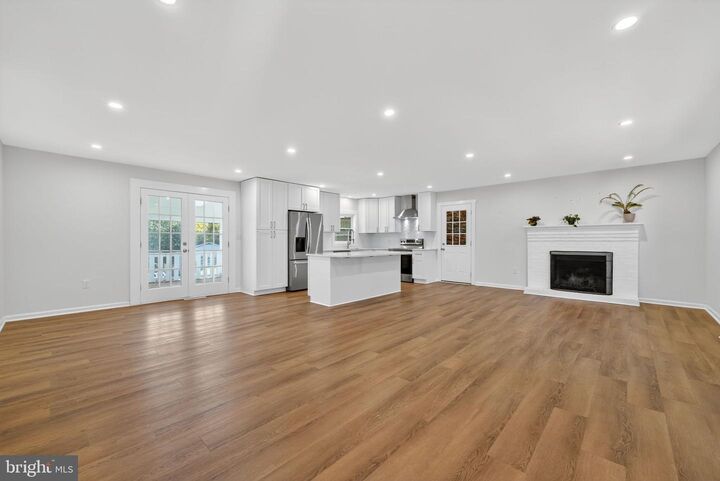 Property Photo: 2 Pawnee Drive VA 22401