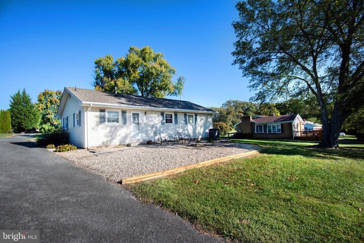 Property Photo: 318 Lincoln MD 21620