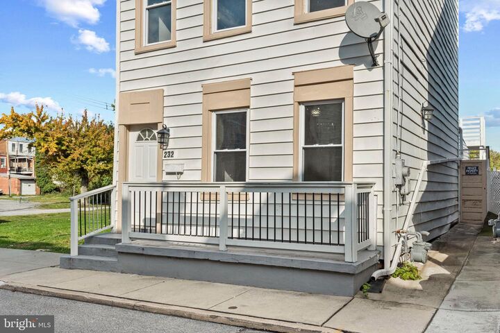 Property Photo:  232 Green Street  PA 17401