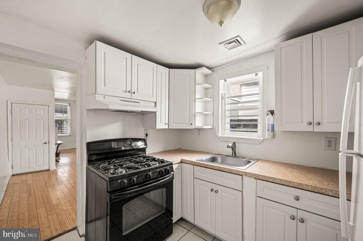 Property Photo: 2830 W Stiles Street PA 19121