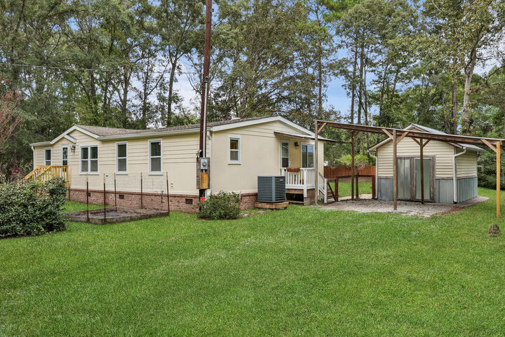 Property Photo: 5773 Edgar Tumbleston Road SC 29449
