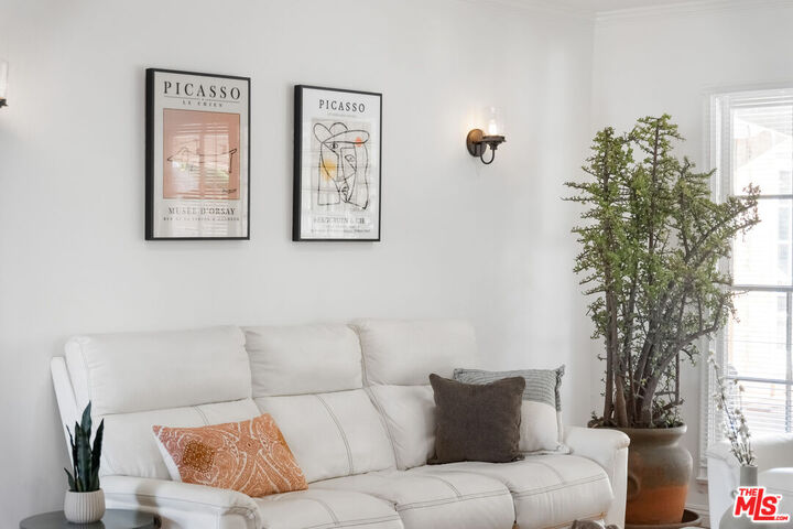 Property Photo:  7020 Mary Ellen Ave  CA 91605 