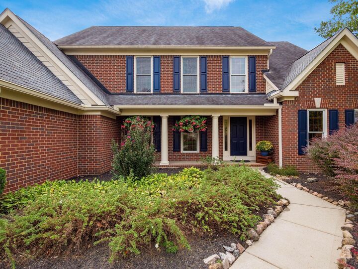 Property Photo: 2702 Northmont Drive OH 43004