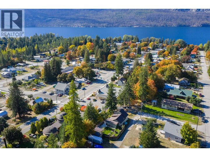 Property Photo: 814 Kootenay Street BC V0G 1S0