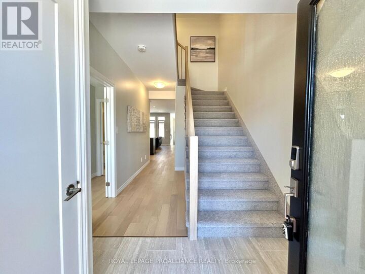 Property Photo:  79 Athabaska Drive  ON K8N 0T1