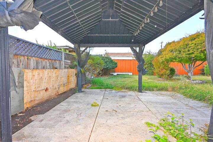 Property Photo: 14625 Bancroft Ave CA 94578