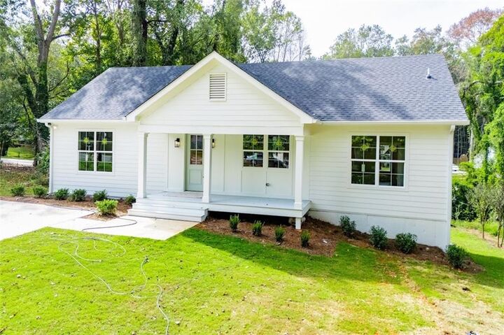 Property Photo:  215 Rome Street  GA 30108 