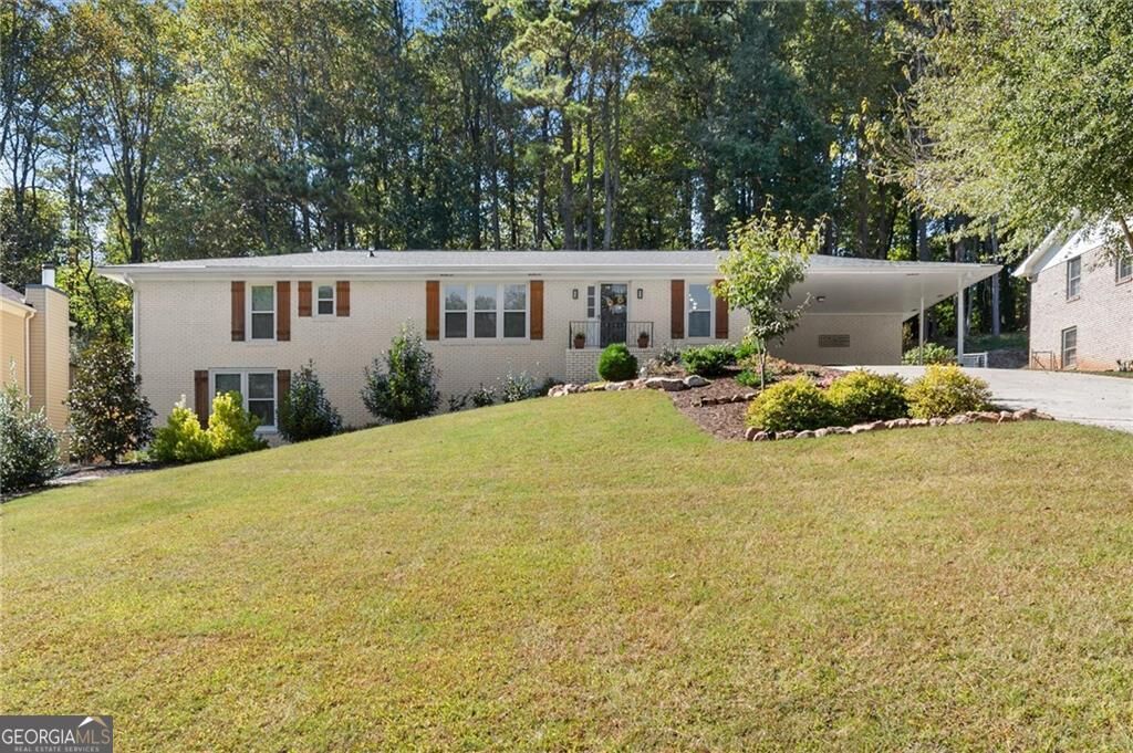 Property Photo:  1701 Smithwood Drive  GA 30062