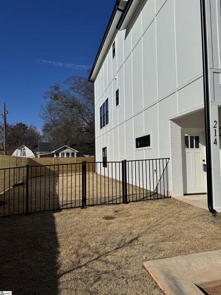 Property Photo:  214 Ackert Way  SC 29605 