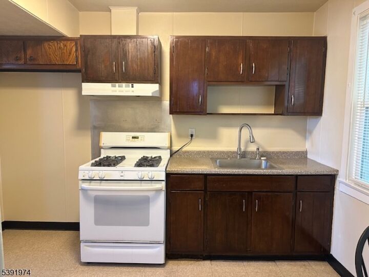 Property Photo: 11 Cleveland Ave NJ 07801