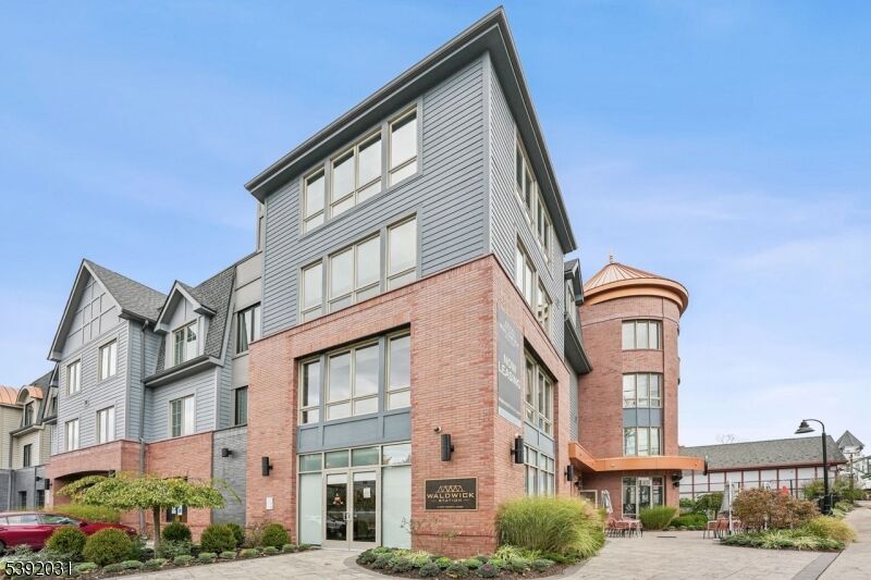 Property Photo:  41 W Prospect St  NJ 07463 