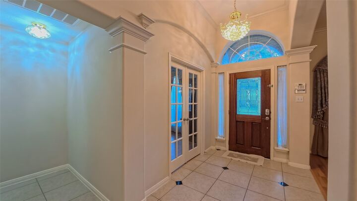 Property Photo: 15811 Sandisfield Lane TX 77084