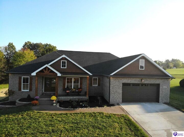 Property Photo: 73 Shepherd'S Way KY 40162