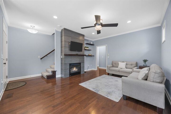 Property Photo: 1254 Foster Rd IA 52245