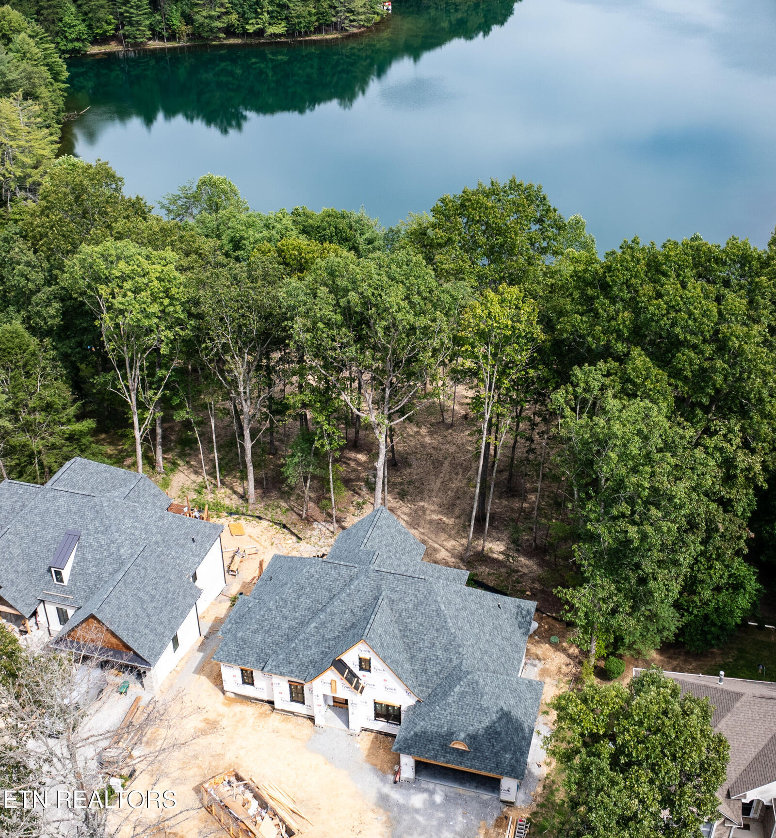 Property Photo: 28 Hunterwood Court TN 38558