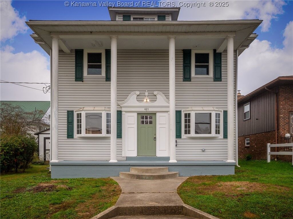 Property Photo:  421 Dudding Avenue  WV 25526