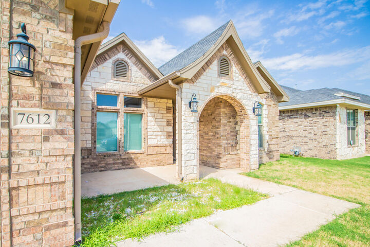 Property Photo: 7612 59th Street TX 79407