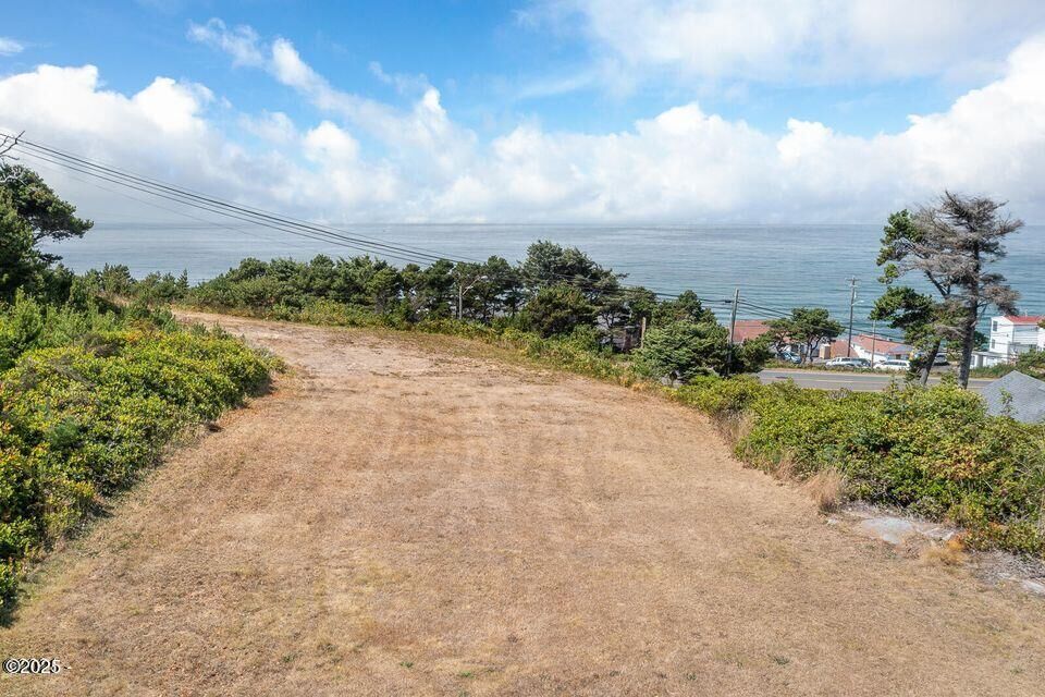 Property Photo:  Tl 501&502 SE 39th Street  OR 97367