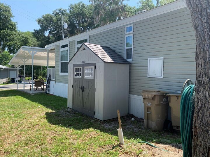 Property Photo:  699 Cindi Avenue  FL 34788 