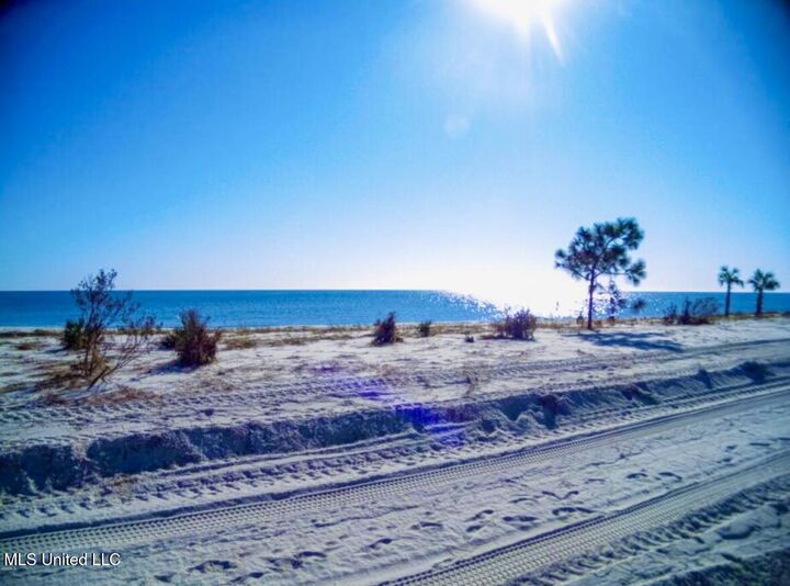 Property Photo:  1564 Beach Boulevard  MS 39530 
