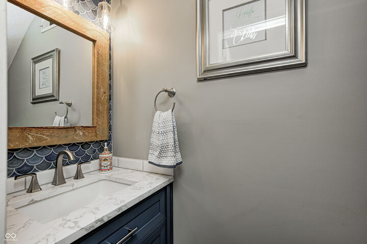 Property Photo:  6 Rosecrans Court  IN 46112 