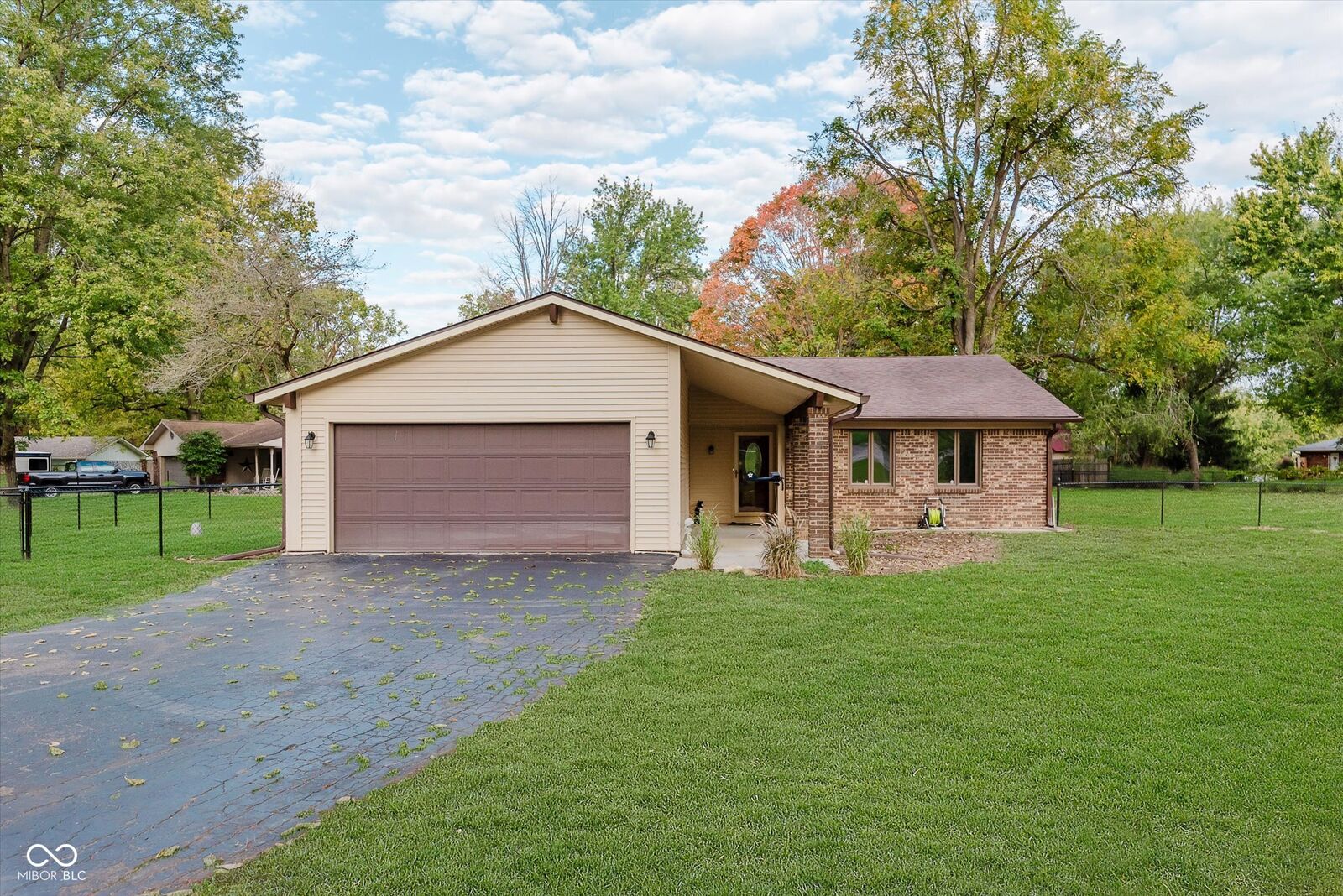 Property Photo: 2404 Postmaster Lane IN 46140