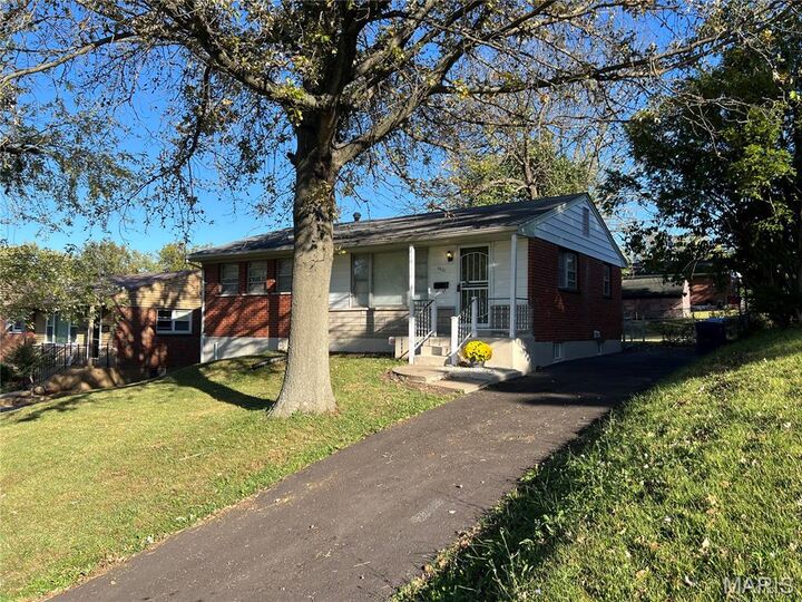 Property Photo:  5630 McLaran Avenue  MO 63136