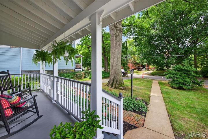 Property Photo: 2010 Blendon Place MO 63143