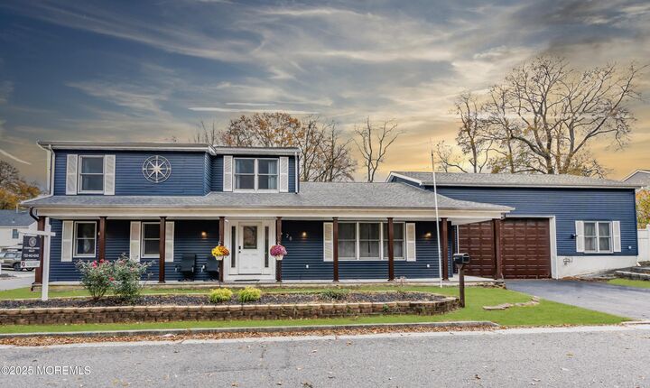 28 Duchess Avenue  Middletown NJ 07748 photo