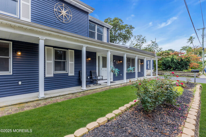 28 Duchess Avenue  Middletown NJ 07748 photo