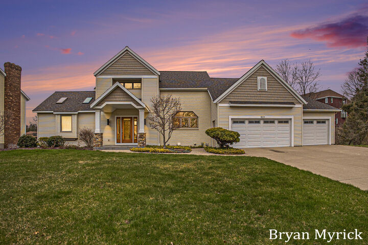 Property Photo: 921 Meadow Ridge Drive MI 49424