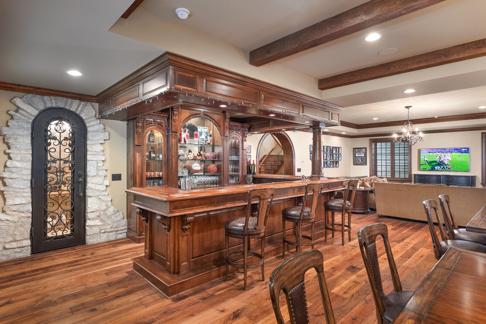 Property Photo: 21 Forest Avenue IL 60540